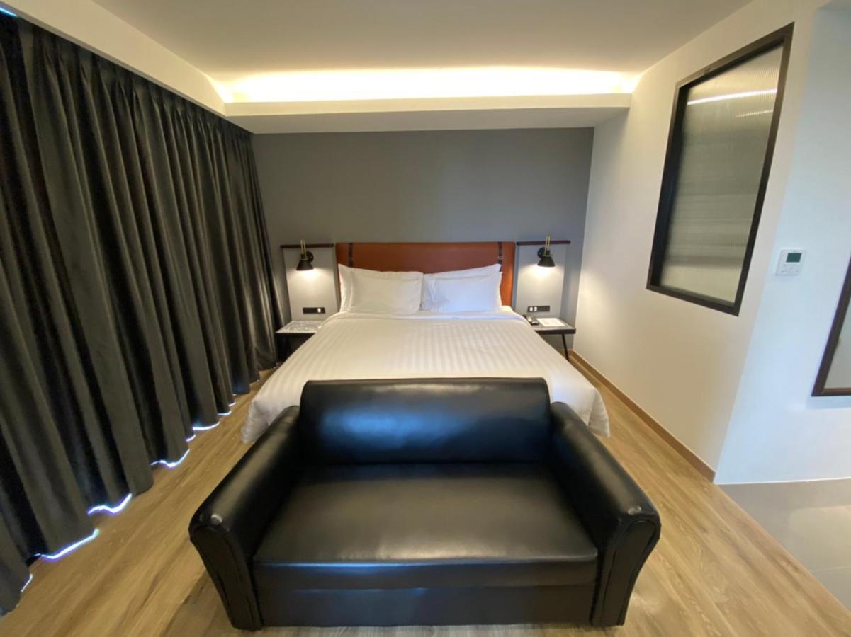 Hotel Scarlett Ban ba Ngan Екстериор снимка