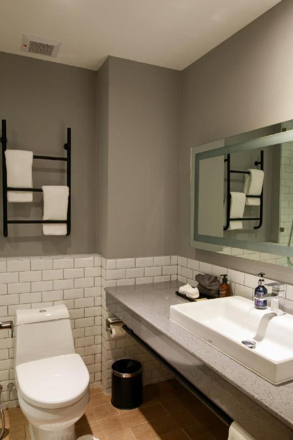 Hotel Scarlett Ban ba Ngan Екстериор снимка